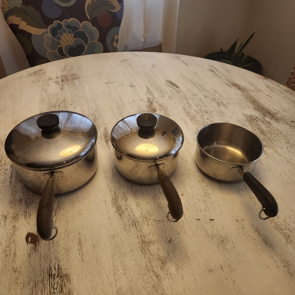 Set Of REVERE Ware Stainless Steel 2 Qt., 1 1/2 Qt., & 1 Qt. Pots With Lids